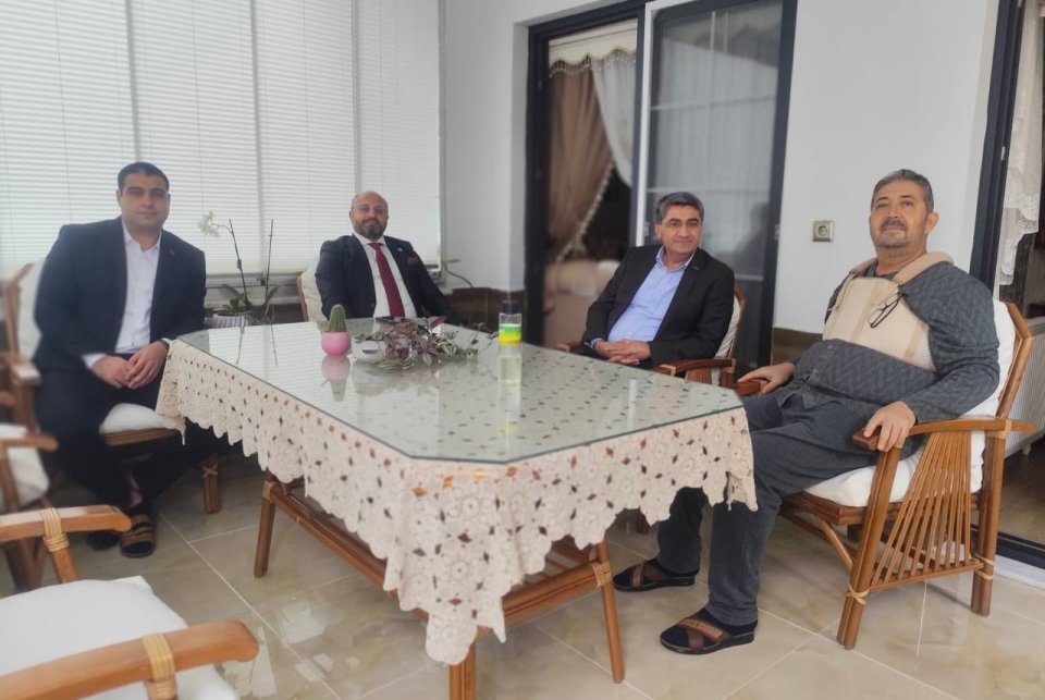 Tarsus Belediye Başkan Adayımız Ramazan Yıldırım’ı evinde ziyaret ettik.