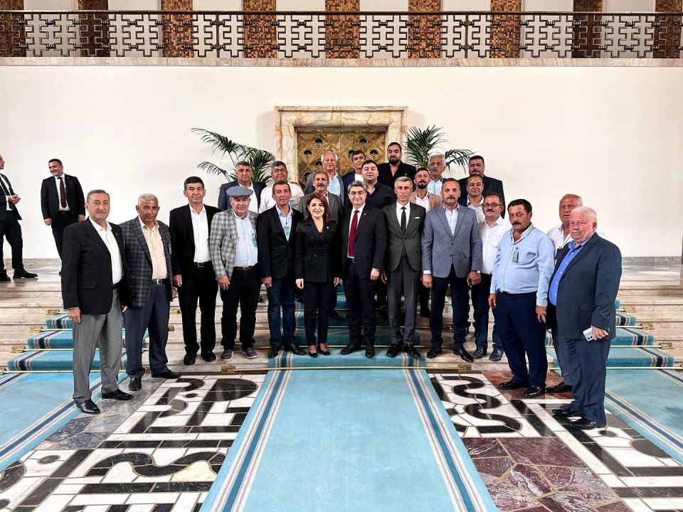 Toroslar ilçemizin değerli mahalle muhtarlarını meclisimizde ağırladık.